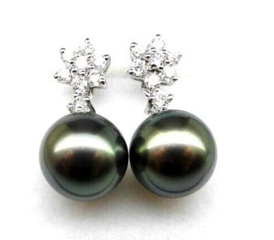 Black pearl earrings